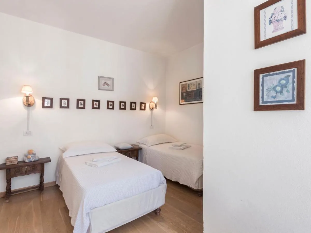 Apartment Tenuta Naiano Leonardo Cavaion Veronese Italy